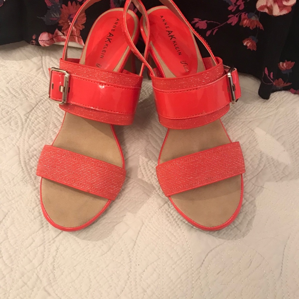 Anne AK Klein iflex sling back heels peach